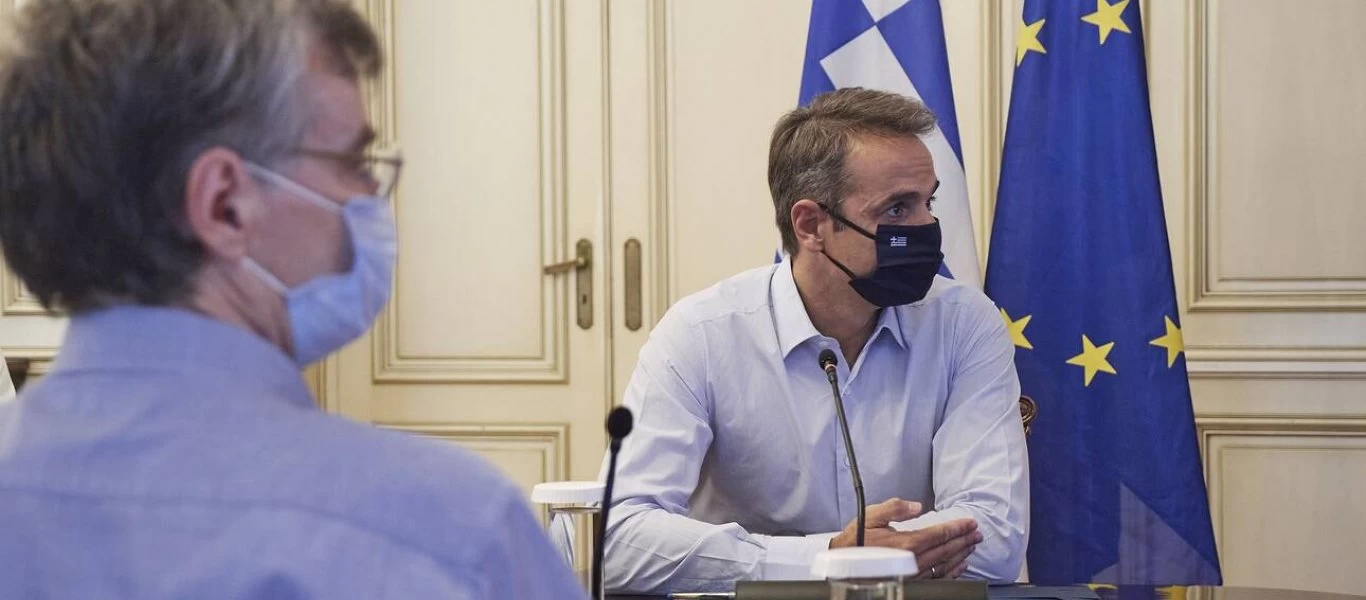Δημοσκόπηση: Οι πολίτες απορρίπτουν την κυβερνητική πολιτική για την αντιμετώπιση της πανδημίας